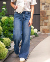Ultra Wide Leg Jeans